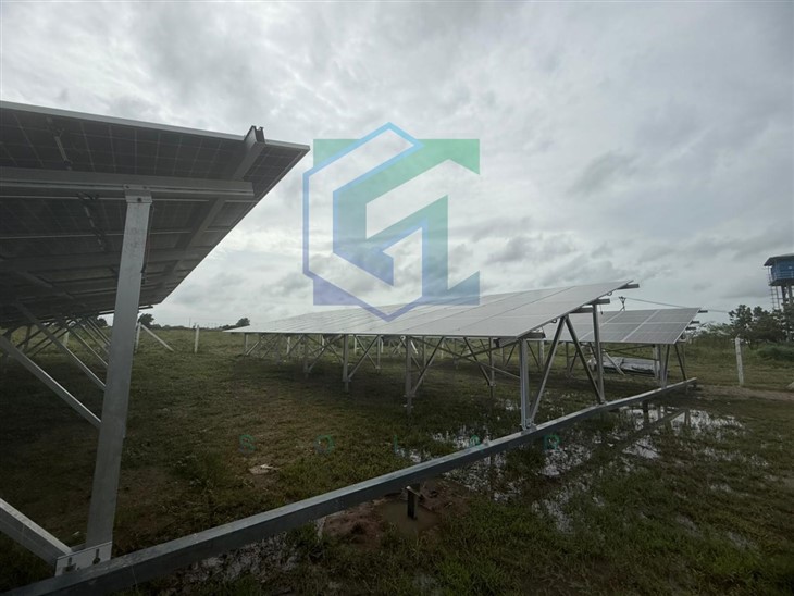 Aluminum Ground Mount System For Solar Farms | Pre-Engineered Installation Framework factory