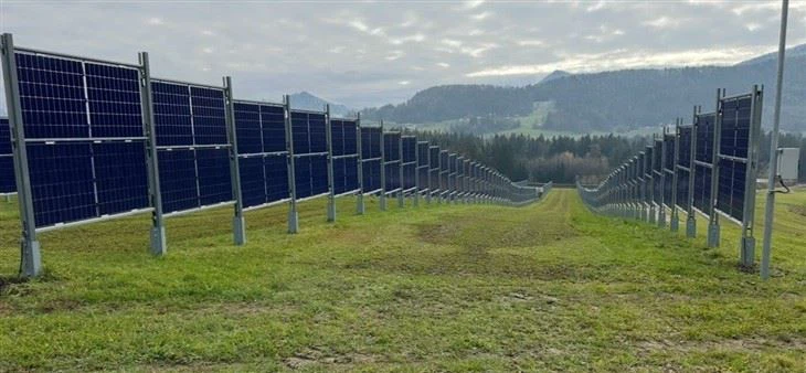 Space-Saving Vertical Agri-PV Mounting high quality